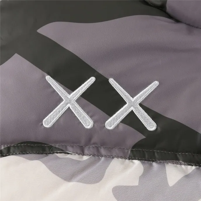 NFC TNF✖️KAWS 𝟏𝟗𝟗𝟔 ， ！ KAWS ❗️ ‼️ ， KAWS ， 、 ， ， ， 、 ， ！ ， ， ‼️ 1⃣️ 700D ，85% ， 253g， 800/900 ， TNF 2⃣️gotex ， ！ ， ， ！！！ 3⃣️ 1996 、 ， ， ， ！ ！ ， ！！ 4⃣️ 🉑️ ， ， ， SIZE:S-XXL